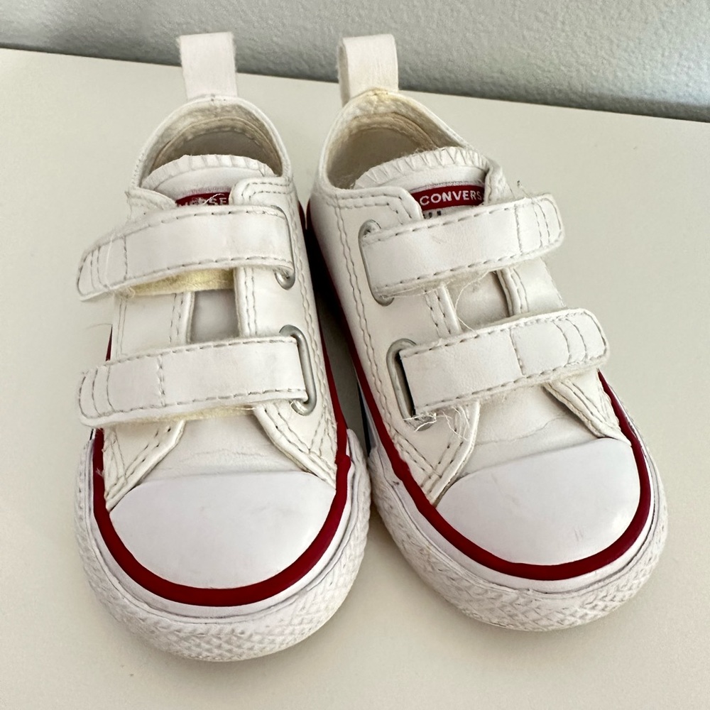 White converse